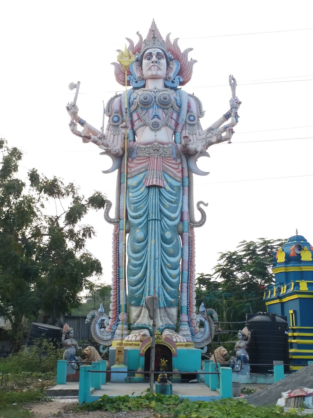 60 அடி உயர காளி கோவில்