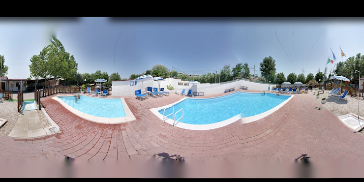 Street View et 360° Camping avec cabanes Camping Rocca Mare 60015 Falconara Marittima