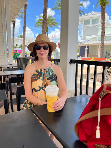 Coffee Shop «Starbucks», reviews and photos, 2300 Grand Cypress Dr #101, Wesley Chapel, FL 33544, USA