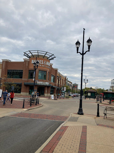Shopping Mall «Crocker Park», reviews and photos, 228 Market St, Westlake, OH 44145, USA
