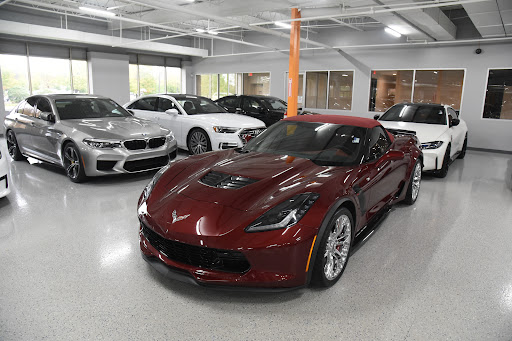 Car Dealer «Ultimo Motors», reviews and photos, 4575 Weaver Pkwy, Warrenville, IL 60555, USA
