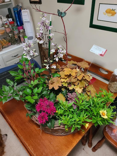 Florist «Larsen Florists & Greenhouses», reviews and photos, 1342 W Glen Flora Ave, Waukegan, IL 60085, USA