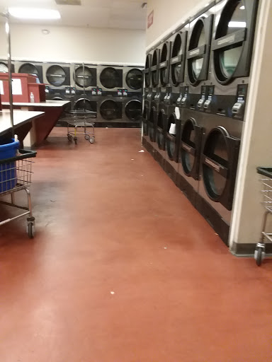 Laundry Service «Sparklean Laundry & Cleaners», reviews and photos, 3301 W Indian School Rd, Phoenix, AZ 85017, USA