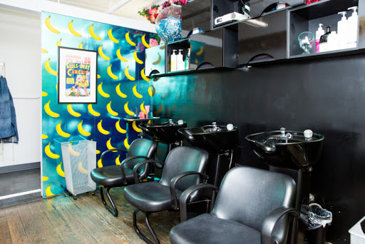Beauty Salon «Wonderland Beauty Parlor», reviews and photos, 418 W 13th St, New York, NY 10014, USA