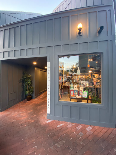 Lido Village Books, 3424 Via Oporto #102, Newport Beach, CA 92663, USA, 