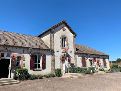 Mairie à Chiddes