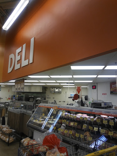 Grocery Store «Food 4 Less», reviews and photos, 4620 S Damen Ave, Chicago, IL 60609, USA