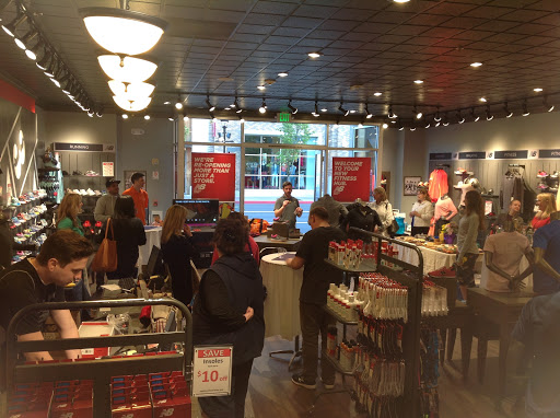 Shoe Store «New Balance Portland», reviews and photos, 7385 SW Bridgeport Rd, Tigard, OR 97224, USA