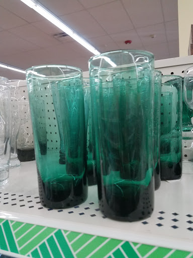 Dollar Store «Dollar Tree», reviews and photos, 250 Jericho Turnpike #80, Floral Park, NY 11001, USA