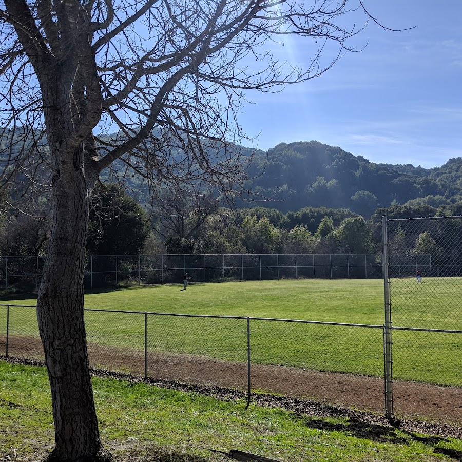 Pinole Valley Park