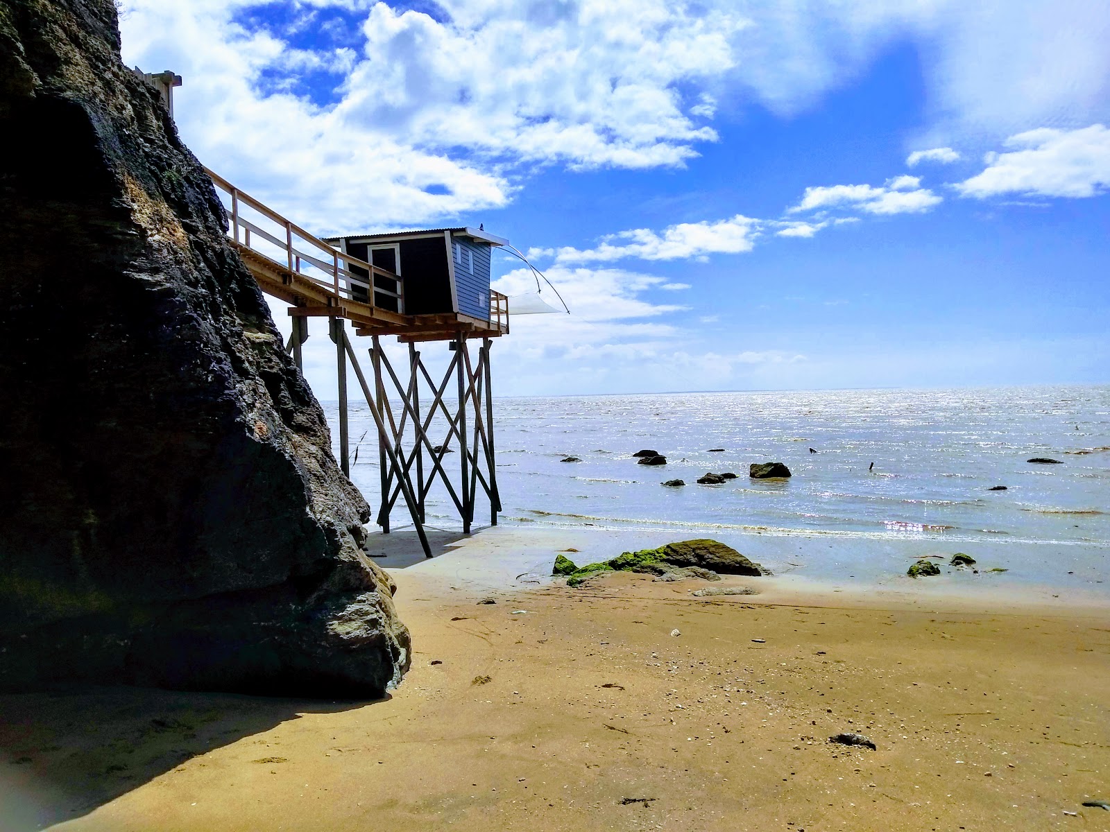 Creve Coeur beach'in fotoğrafı düz ve uzun ile birlikte