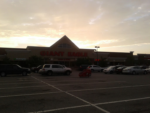Supermarket «Giant Eagle Supermarket», reviews and photos, 3841 S Hamilton Rd, Groveport, OH 43125, USA