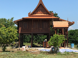 ดงละคร บ้านเรือนไทย