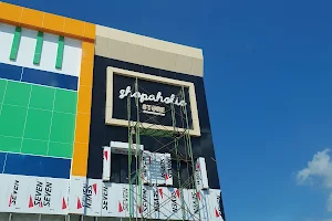 Shopaholic Store image