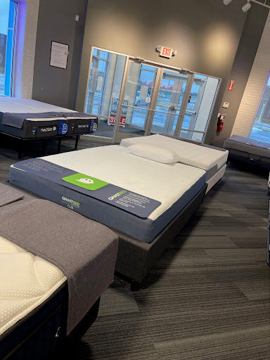 Mattress Store «Art Van PureSleep - Kalamazoo», reviews and photos, 338 N Drake Rd, Kalamazoo, MI 49009, USA