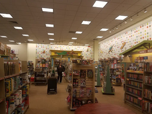 Book Store «Barnes & Noble», reviews and photos, 1271 Knapp Rd, North Wales, PA 19454, USA