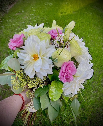 Florist «Glendale Flowers and Gifts», reviews and photos, 7145 N 58th Dr, Glendale, AZ 85301, USA