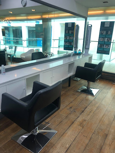 XS Hair and Beauty - Leeds