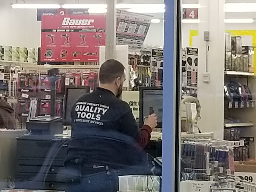 Hardware Store «Harbor Freight Tools», reviews and photos, 4250 McKinley Pkwy, Hamburg, NY 14075, USA