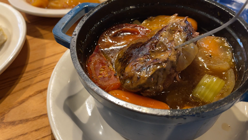 American Restaurant «Cracker Barrel Old Country Store», reviews and photos, 2858 N Glenstone Ave, Springfield, MO 65803, USA