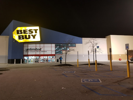 Electronics Store «Best Buy», reviews and photos, 445 Howe Ave, Cuyahoga Falls, OH 44221, USA