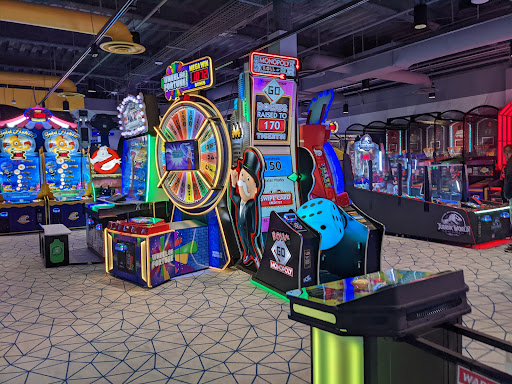 Video arcade Burbank