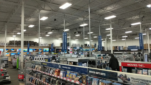 Electronics Store «Best Buy», reviews and photos, 16221 Ford Rd, Dearborn, MI 48126, USA