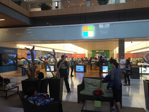 Computer Store «Microsoft Store», reviews and photos, 116 Bellevue Way NE, Bellevue, WA 98004, USA