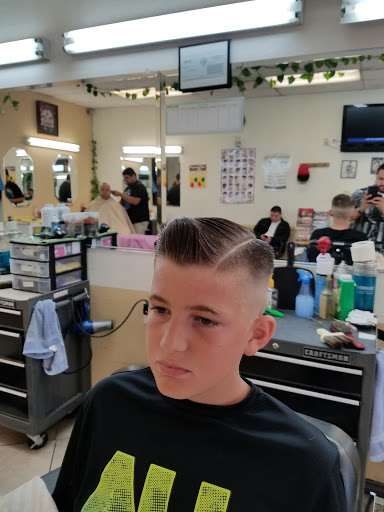 Barber Shop «Guadalajara Barber Shop», reviews and photos, 2880 N Garey Ave # D, Pomona, CA 91767, USA