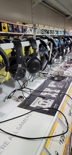 Computer Store «Micro Center», reviews and photos, 11755 Mosteller Rd, Sharonville, OH 45241, USA