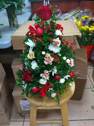 Florist «Omel Flowers», reviews and photos, 5898 W 16th Ave, Hialeah, FL 33012, USA