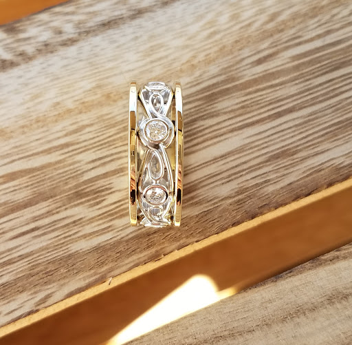 Jewelry Store «Kennington Jewelers», reviews and photos, 7799 N 1st St, Fresno, CA 93720, USA