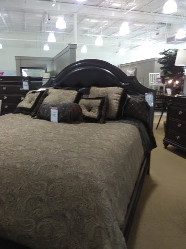 Furniture Store «Value City Furniture», reviews and photos, 2070 Miamisburg Centerville Rd, Centerville, OH 45459, USA