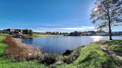 Lac de Châteauneuf-la-Forêt à Châteauneuf-la-Forêt