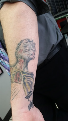 Tattoo Shop «Evolution Tattoo», reviews and photos, 198 Lincoln Hwy #4, Fairless Hills, PA 19030, USA