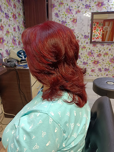 Opinii despre Salon Celebrity în Călărași - Coafor