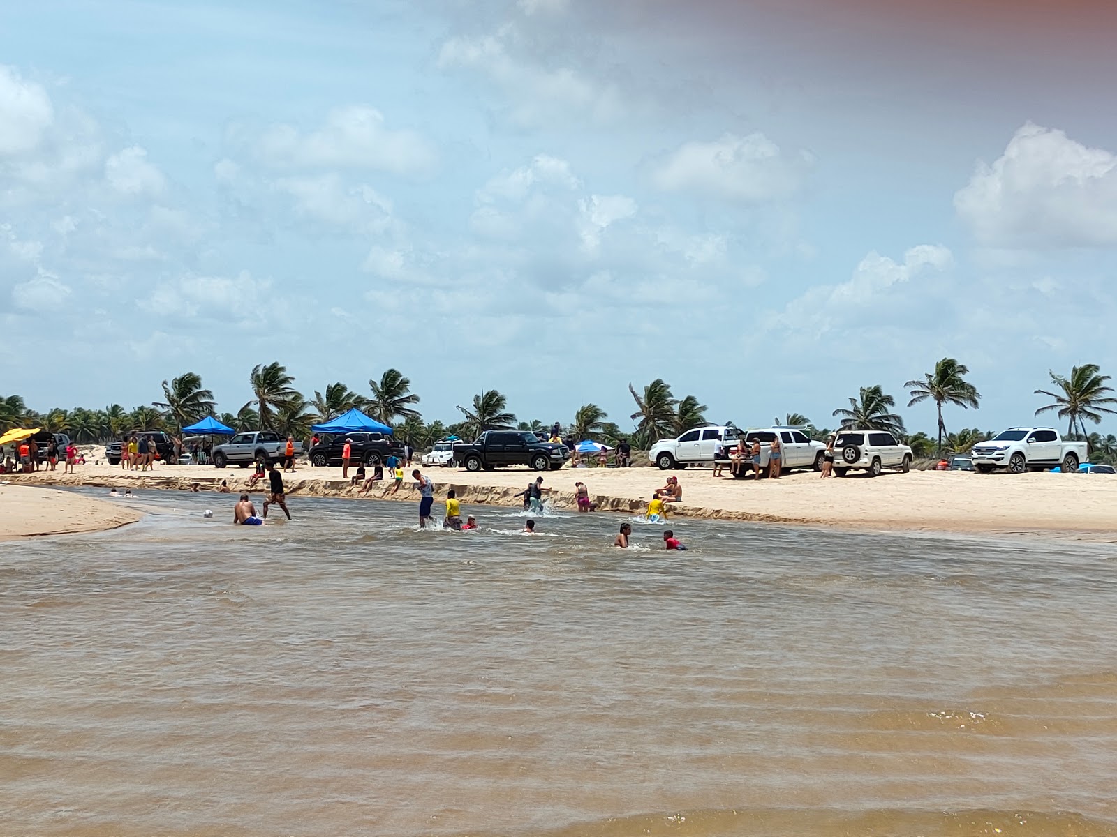 Foto de Playa de Pititinga y el asentamiento