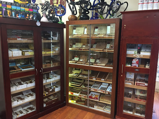 Tobacco Shop «Smoke Zone Tobacco and Vape», reviews and photos, 2532 W Indiantown Rd, Jupiter, FL 33458, USA