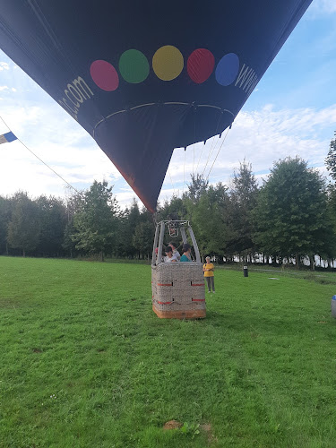 Agence de vols touristiques en montgolfière Sud Ouest Montgolfière - Baptêmes en montgolfière Lourenties