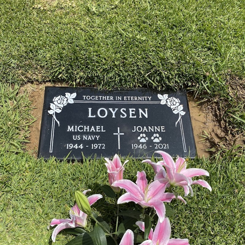 Gravesite of Joanne Loysen