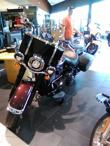 Harley-Davidson Dealer «Worth Harley-Davidson», reviews and photos, 9400 NW Prairie View Rd, Kansas City, MO 64153, USA