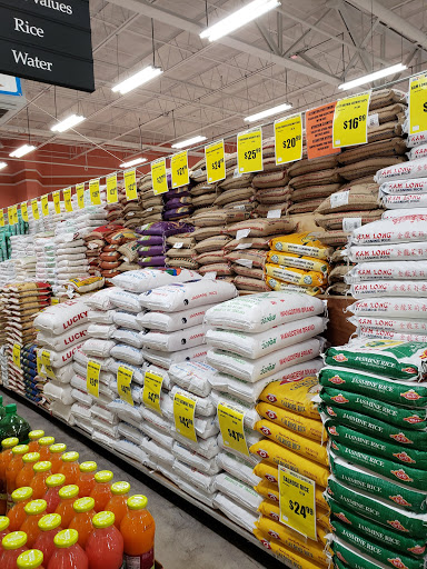 Grocery Store «Bravo Supermarkets», reviews and photos, 1621 N State Rd 7, Lauderhill, FL 33313, USA