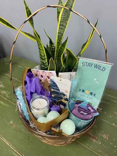 Florist «Flowers Of Marietta», reviews and photos, 1100 Johnson Ferry Rd #250B, Marietta, GA 30068, USA