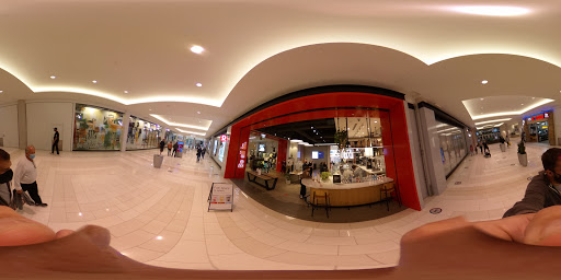 Sportswear Store «lululemon athletica», reviews and photos, 152 South Avenue, Bloomington, MN 55425, USA