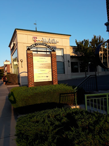 Cell Phone Store «T-Mobile», reviews and photos, 462 Washington St, Brighton, MA 02135, USA