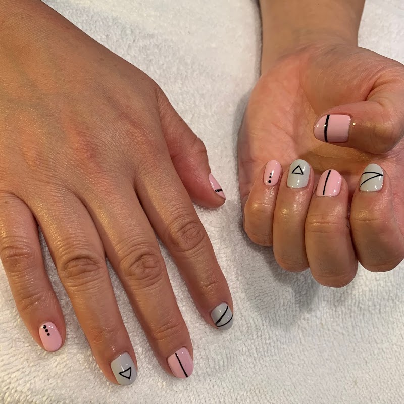 Lombard Nail Spa