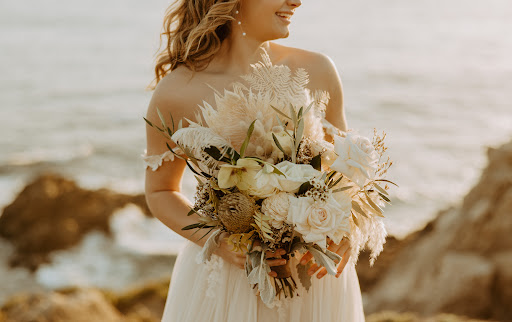 Fancy Pansy wedding&event florist image