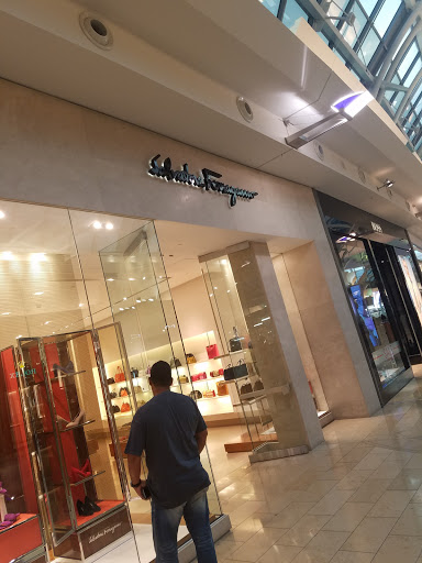 Shopping Mall «The Mall at Millenia», reviews and photos, 4200 Conroy Rd, Orlando, FL 32839, USA