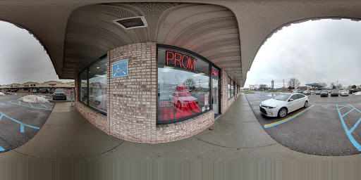 Dress Store «Stars Fashion», reviews and photos, 2063 Metro Pkwy, Sterling Heights, MI 48310, USA