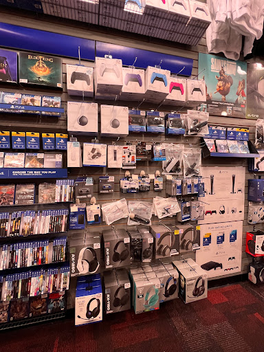 Video Game Store «GameStop», reviews and photos, 271 Harvard St, Brookline, MA 02446, USA